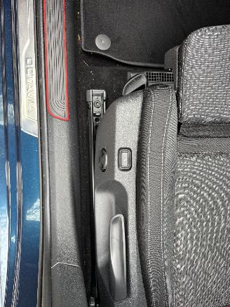 Skoda Octavia TSI AUTOMAAT HYBRIDE NAVI CLIMA VIRT DASH CAMERA TREKHAAK LED B.J 12-2024 picture 12