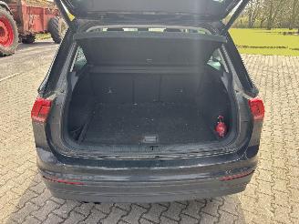 Volkswagen Tiguan AUTOMAAT PANO LEER NAVI CLIMA CAMERA B.J 2019 picture 19