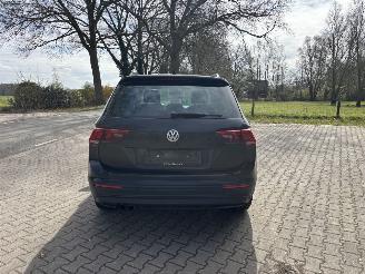 Volkswagen Tiguan AUTOMAAT PANO LEER NAVI CLIMA CAMERA B.J 2019 picture 7