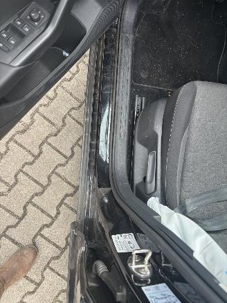 Volkswagen T-Cross AUTOMAAT NAVI CLIMA CAMERA B.J 12-2024 FACELIFT picture 16