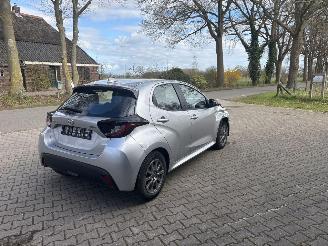 uszkodzony samochody osobowe Mazda 2 AUTOMAAT HYBRIDE CLIMA CAMERA B.J 2024. 17 DKM 2024/2
