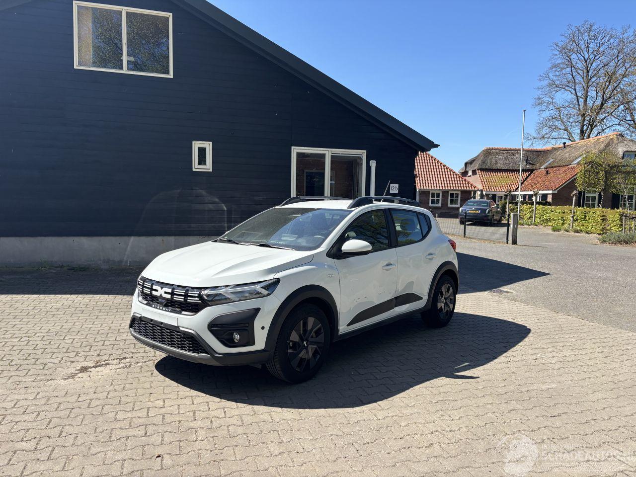 Dacia Sandero STEPWAY TCE 90 EDITION AIRCO CAMERA APP B.J 2025. plaatschade