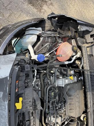 Ford Puma ST LINE 125 PK NAVI CLIMA PDC B.J 2021 SCHROEFSCHADE picture 16