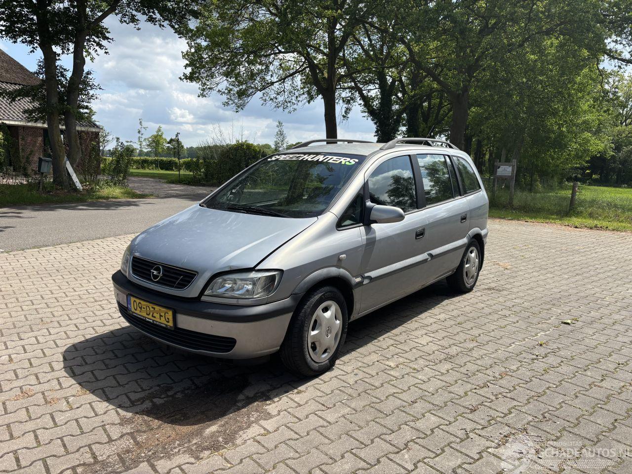 Opel Zafira 1.6 BENZINE 7 Persoons  B.J 2000.