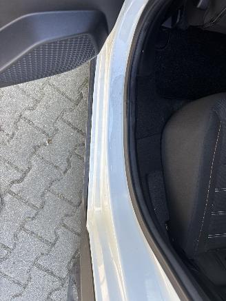 Dacia Sandero STEPWAY TCE AIRCO CAMERA LED PDC B.J 2025 picture 18