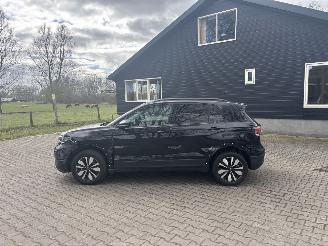 Volkswagen T-Cross AUTOMAAT 110 PK NAVI CLIMA CAMERA B.J 12-2024 FACELIFT picture 8