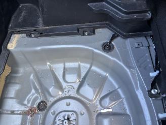 Toyota Yaris Cross HYBRIDE AUTOMAAT CLIMA CAMERA PDC B.J 06-2023 picture 19