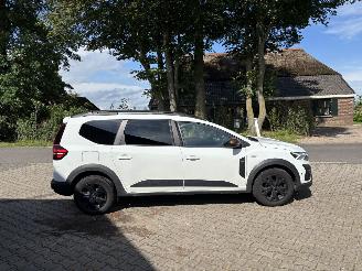 Dacia Jogger TCE 110 PK EXTREEM NAVI CLIMA CAMERA PDC B.J 06-2024 picture 6