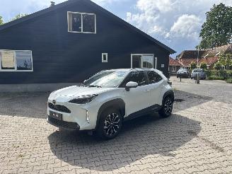 skadebil auto Toyota Yaris Cross HYBRIDE 1.5 EDITION AUTOMAAT NAVI CLIMA CAMERA B.J 06-2024 2024/6
