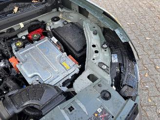 Dacia Duster AUTOMAAT 1.6 HYBRIDE NAVI CLIMA CAMERA PDC LED B.J 12-2024 picture 17