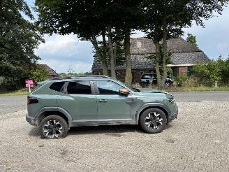 Dacia Duster AUTOMAAT 1.6 HYBRIDE NAVI CLIMA CAMERA PDC LED B.J 12-2024 picture 7