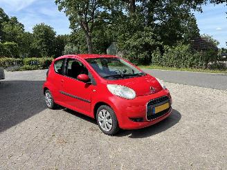 damaged passenger cars Citroën C1 EDITION 3-drs B.J 2010 2010/5