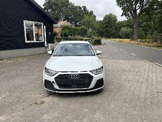 Audi A1 TFSI 95 PK VIRT DASH AIRCO PDC B.J 2023 LICHTE SCHROEFSCHADE picture 5