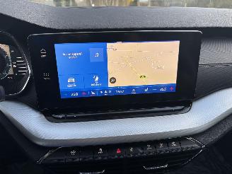 Skoda Octavia TSI AUTOMAAT HYBRIDE NAVI CLIMA VIRT DASH CAMERA TREKHAAK LED B.J 12-2024 picture 17