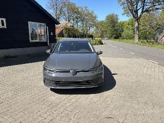Volkswagen Golf 8 TSI 110 PK NAVI CLIMA CAMERA LED PDC PRIVACY GLASS B.J 04-2023 picture 5