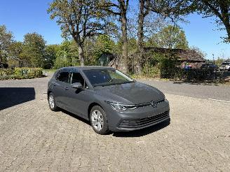Volkswagen Golf 8 TSI 110 PK NAVI CLIMA CAMERA LED PDC PRIVACY GLASS B.J 04-2023 picture 3