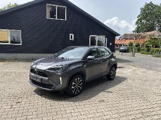 skadebil auto Toyota Yaris Cross HYBRIDE 1.5 AUTOMAAT NAVI CLIMA CAMERA PDC B.J 06-2023 2023/6