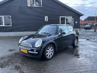 Voiture accidenté Mini One 1.6 Pano Airco Elec pakket Lmv B.J 2003 2 eigenaar geen schade 2003/4