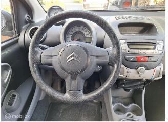 Citroën  1.0 12 V 5-drs Stuurbekr elec pakket B.J 2005 APK verlopen picture 2
