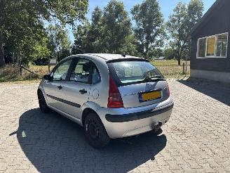 Citroën C3 1.4 Edition 5-drs Stuurbekr Elec pakket Trekhaak B.J 2003 APK Mei 2027 picture 4