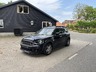 Schadeauto Mini Countryman COOPER SPORT HYBRIDE PLUG IN SE 4AWD AUTOMAAT NAVI CLIMA LEER LED PDC STOELVERW B.J 12-2019 2019/12