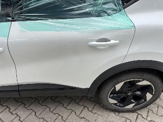 Renault Captur 1.6 E TECH HYBRIDE AUTOMAAT NAVI CLIMA CAMERA B.J 10-2025 New Model picture 26