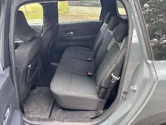 Dacia Jogger 8 HYBRIDE AUTOMAAT 7 PERS EXTREEM NAVI CLIMA CAMERA CRUISE LED B.J 04-2026 picture 9