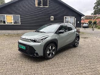 krockskadad bil auto Toyota Aygo X HYBRIDE AUTOMAAT CABRIODAK FULL OPTIONS B.J 2026 UNIEKE UITVOERING 2026/1