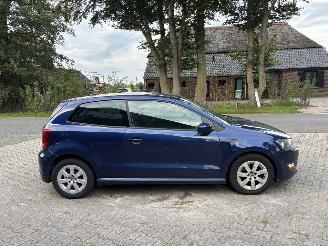 Volkswagen Polo TDI AIRCO NAVI CRUISE LMV B.J 2011 APK VERLOPEN picture 4