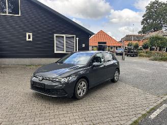 škoda osobní automobily Volkswagen Golf 8 TSI NAVI CLIMA VIRT DASH LED B.J 2020 2020/1