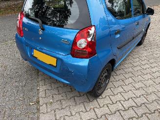 Suzuki Alto 1.0 Comfort Plus Airco 5-drs B.J 2010 parkeerschade picture 14