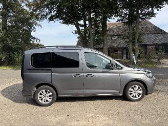 Volkswagen Caddy V 1.5 MPV 116 PK CLIMA CAMERA TREKHAAK B.J 05-2025 picture 17