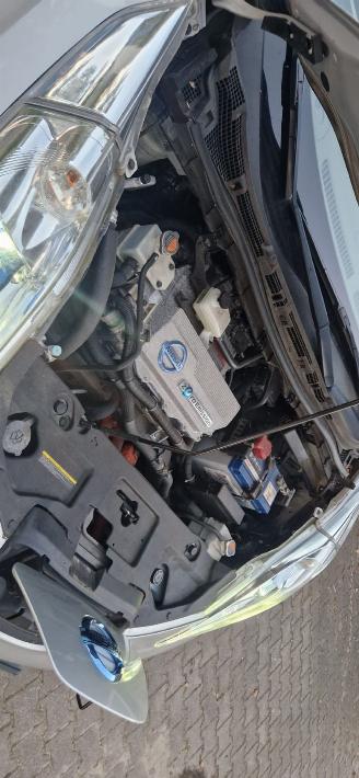 Nissan Leaf Navi Clima Lmv Camera  B.J 2012 GEEN SCHADE picture 12