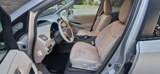 Nissan Leaf Navi Clima Camera lmv B.J 2012 geen schade picture 7