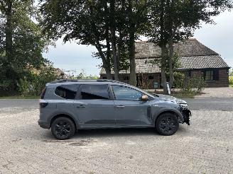 Dacia Jogger 1.8 AUTOMAAT 7 PERS EXTREEM NAVI CLIMA CAMERA CRUISE LED B.J 04-2026 picture 6