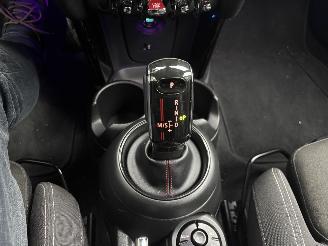 Mini Cooper S AUTOMAAT JOHN WORKS NAVI CLIMA SPORT B.J 2019 picture 19