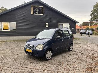 Unfallwagen Suzuki Wagon r  2002/10