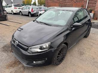 skadebil auto Volkswagen Polo  2011/5