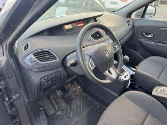 Renault Scenic  picture 18