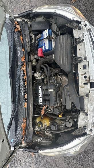 Chevrolet Spark  picture 23