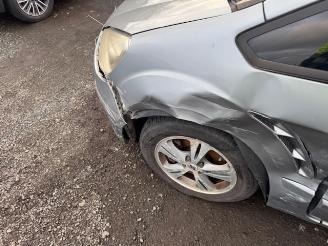 Ford S-Max  picture 10