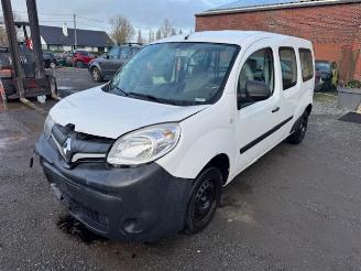Coche accidentado Renault Kangoo  2019/11