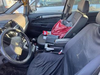 Opel Zafira  picture 14