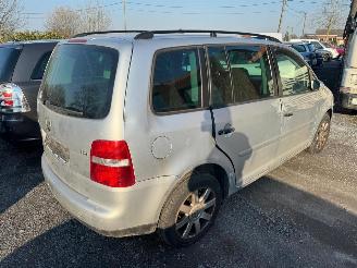 Volkswagen Touran  picture 4