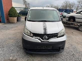 krockskadad bil auto Nissan Nv200  2013/8