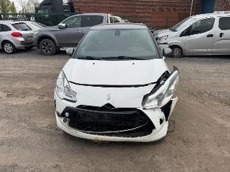 Uttjänta bilar auto Citroën DS3 SO CHIC 2014/5