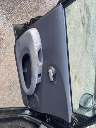 Nissan Micra  picture 9