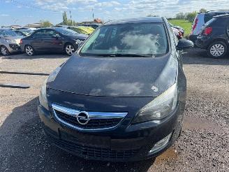 Purkuautot passenger cars Opel Astra J  ACTIVE 2013/1