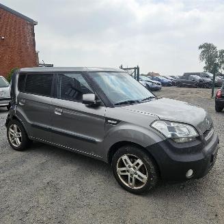 krockskadad bil auto Kia Soul  2009/10
