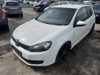 Damaged car Volkswagen Golf  2009/5